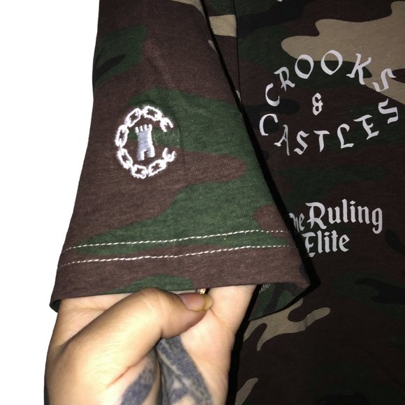 Crooks & Castles Camo with Cherub Mens Large T Shirt NWT - Picture 2 of 7